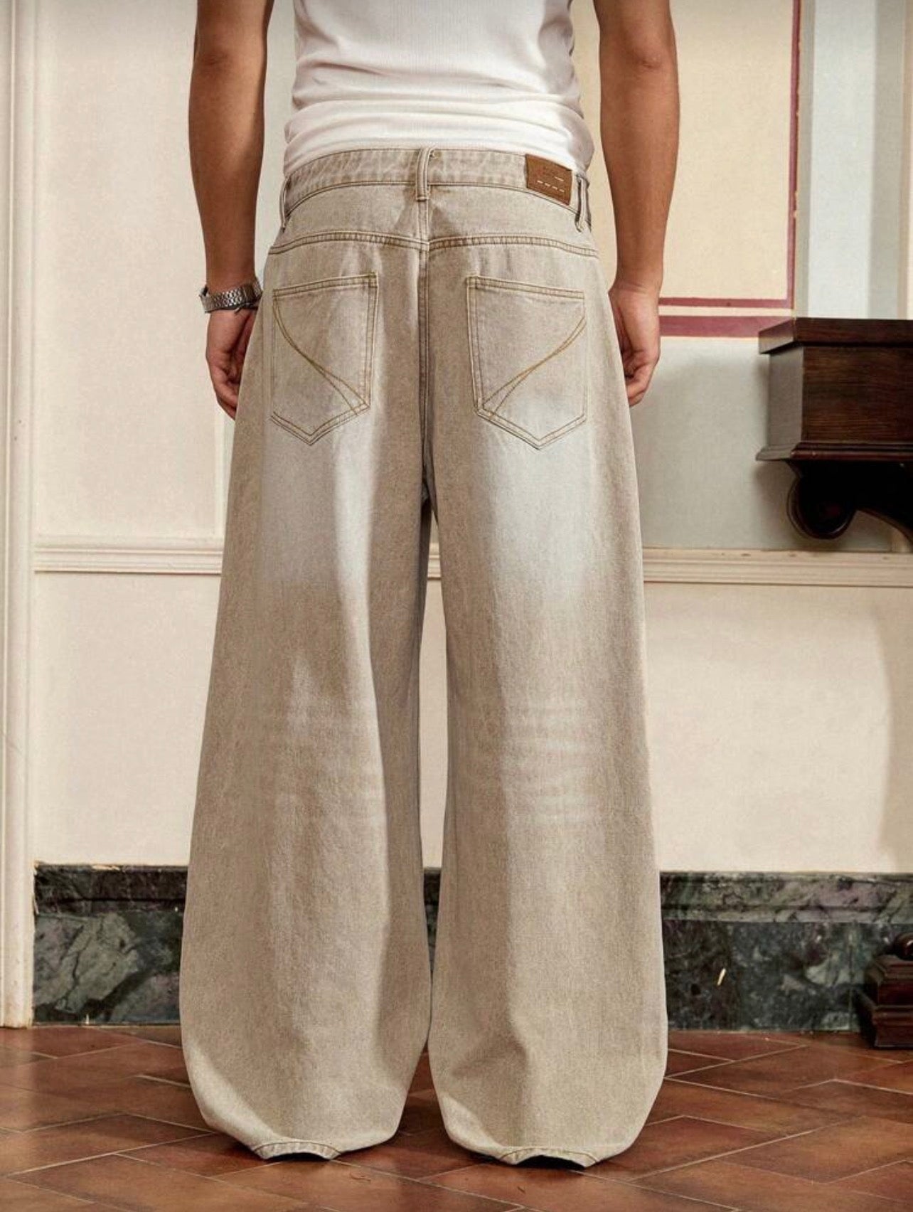 Khaki jeans